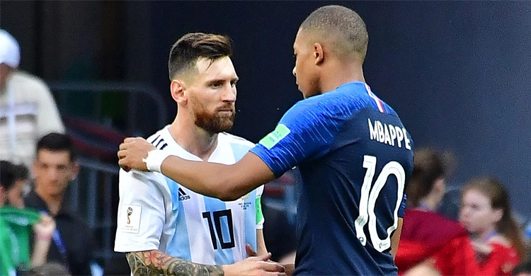 এমবাপেকে প্রশংসায় ভাসালেন মেসি
