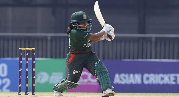 ১৬৩.৩৩ স্ট্রাইকরেটে ব্যাট করে ম্যাচ সেরা শামিমা সুলতানা