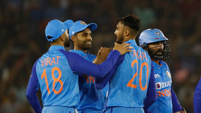 দুই পরিবর্তন নিয়ে দক্ষিণ আফ্রিকার বিপক্ষে ২য় টি-২০ ম্যাচের জন্য শক্তিশালী একাদশ ঘোষণা করলো ভারত