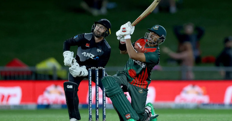 আবারও উইকেট হারালো বাংলাদেশ, দেখেনিন সর্বশেষ স্কোর
