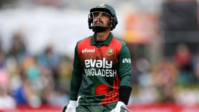 চার ছক্কার ঝড়ে রান তুলে ফিরলেন লিটন