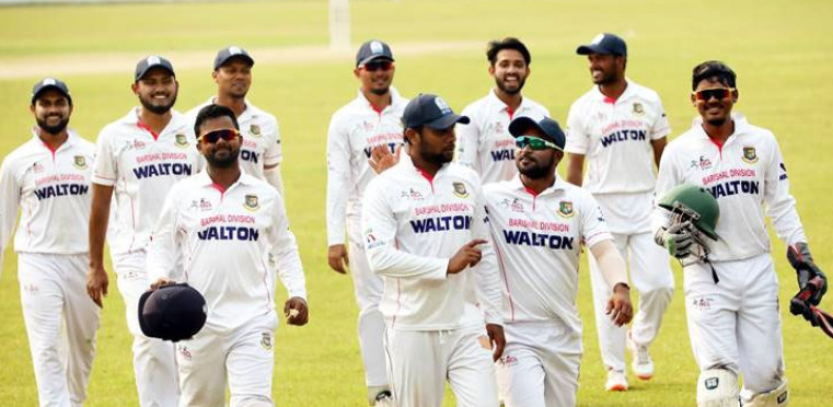 শেষ হলো ম্যাচ, দেখেনিন ফলাফল