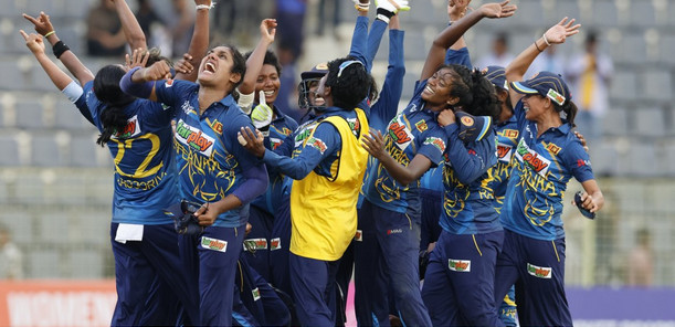 ১ রানে পাকিস্তানকে কাঁদিয়ে ফাইনালে শ্রীলঙ্কা