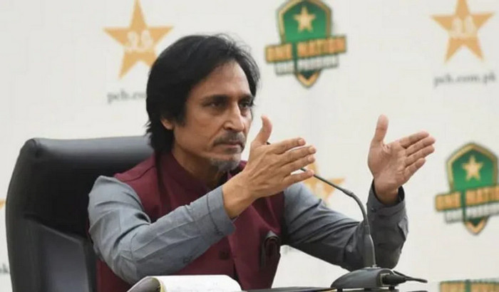 ব্রেকিং নিউজ: অসুস্থ হয়ে হাসপাতালে পাকিস্তান অধিনায়ক