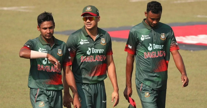 এই রকম একটা অটো চয়েজ লইয়া আমরা কি করিব