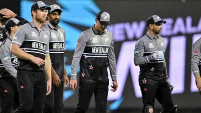 অস্ট্রেলিয়াকে উড়িয়ে দিয়ে ১১ বছরের ইতিহাস পাল্টে দিল নিউজিল্যান্ড