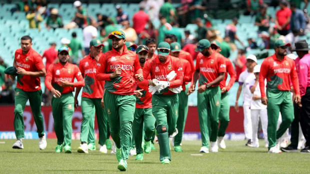 বিশ্বকাপ: মুখে উন্নতির ফুলঝুরি মাঠে ফলাফল শূন্য