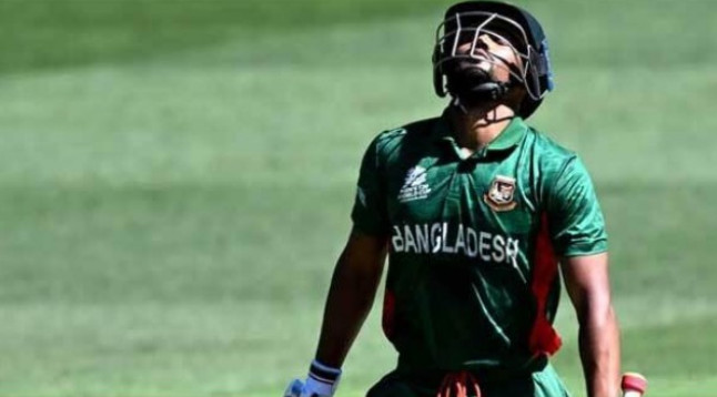 জয়ের জন্য শেষ ১৮ বল থেকে বাংলাদেশের প্রয়োজন আরও