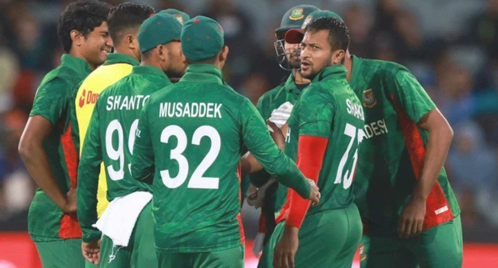 এখনও সেমিফাইনালের আশা বেঁচে আছে বাংলাদেশের, দেখেনিন কঠিন সমীকরণ ও পয়েন্ট টেবিল