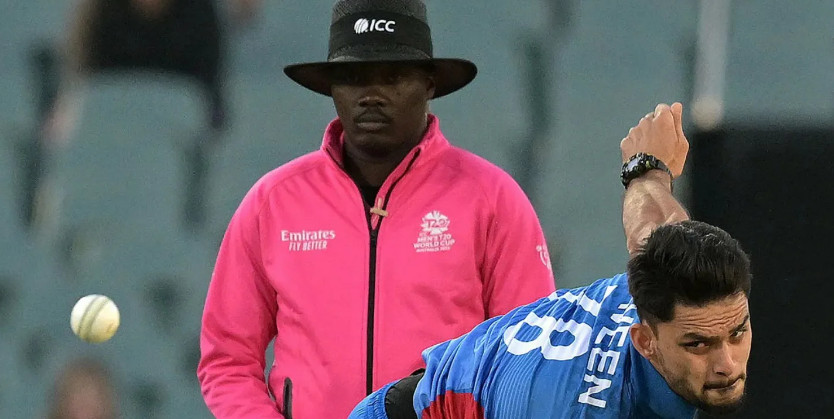 ৫ বলে ওভার দিয়ে আবারও বিশ্বকাপে বিতর্ক জন্ম দিল আম্পায়ার