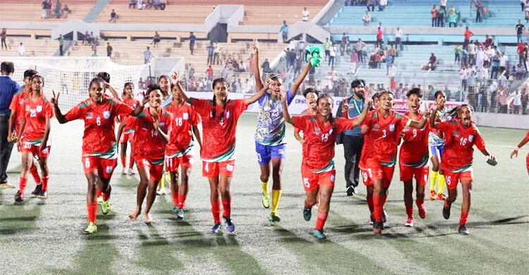 সুরভীর সৌরভ ছড়ানো হ্যাটট্রিকে ভুটানকে গোল বন্যায় ভাসালো বাংলাদেশ