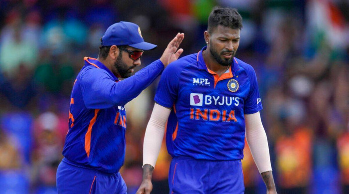 টি-টোয়েন্টি দলের অধিনায়কত্ব হারাচ্ছেন রোহিত