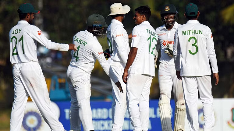 রানের পাহাড়ে চাপা পড়লো বাংলাদেশ, দেখেনিন সংক্ষিপ্ত স্কোর