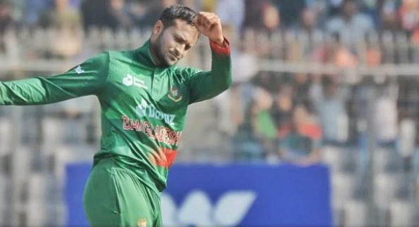 বিশ্বের কেউ যা পারেনি ভারতের বিপক্ষে তাই করলেন সাকিব