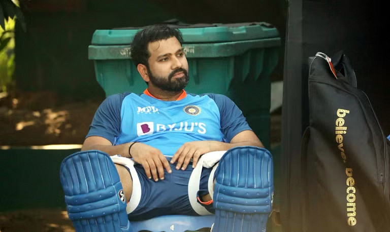 ব্রেকিং নিউজ: জানা গেল বাংলাদেশের বিপক্ষে রোহিত ব্যাট করতে পারবেন কি না