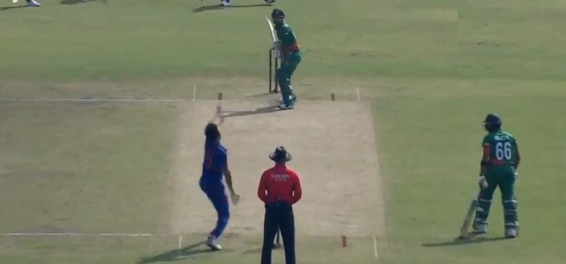 ব্যাটিংয়ে বাংলাদেশ, দেখেনিন সর্বশেষ স্কোর