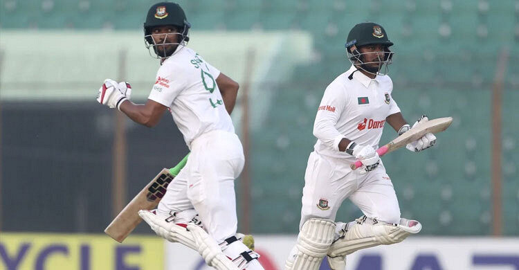 ব্যাটিংয়ে বাংলাদেশ, দেখেনিন সর্বশেষ স্কোর