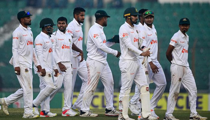 মিরাজের ফাইফার, জয়ের জন্য বাংলাদেশের আর প্রয়োজন