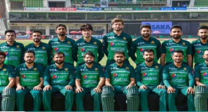 বিশ্বকাপে খেলা অনিশ্চিত বাবরদের
