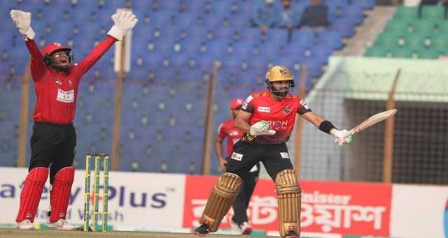 বরিশাল নয় কুমিল্লাকে হারালো আম্পায়ার