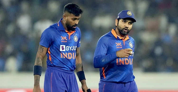 আইসিসি থেকে চরম দু:সংবাদ পেলেন রোহিত