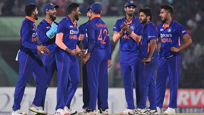 নিউজিল্যান্ডের বিপক্ষে জয় পাওয়া ম্যাচে শাস্তি পেলেন রোহিতরা