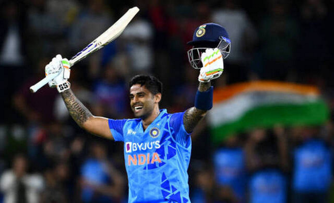 টি-টোয়েন্টি বর্ষসেরায় নিজের জায়গা করে নিয়েছে ক্রিকেটার সূর্যকুমার