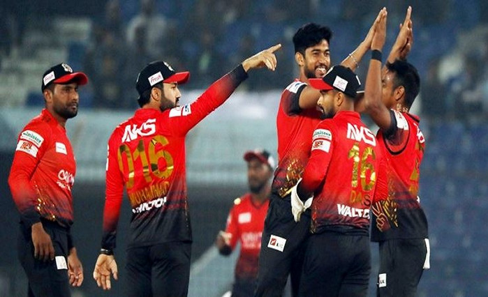 ঘরের মাঠেই হার দেখতে হলো মাশরাফির সিলেটকে