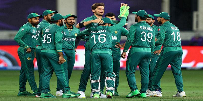 ক্রিকেটকে বিদায় বলে দিলেন পাকিস্তানের তারকা ব্যাটার