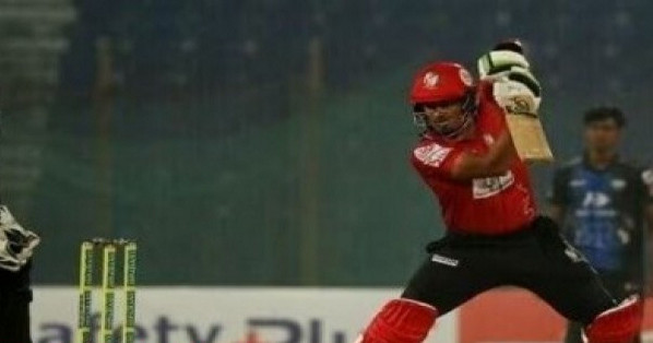 নিজের আবেগ নিয়ন্ত্রণ করতে পারে না বিজয়