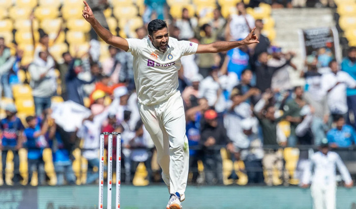 জাদেজা, অশ্বিনের বোলিং তোপে অল-আউটের পথে অস্ট্রেলিয়া, দেখেনিন সর্বশেষ স্কোর