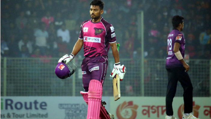 শাস্তি পেলেন নাজমুল হোসেন শান্ত