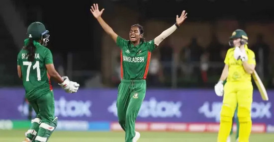 বোলিংয়ে আবারও দুর্দান্ত মারুফা, শেষ হলো অস্ট্রেলিয়া বনাম বাংলাদেশের ম্যাচ