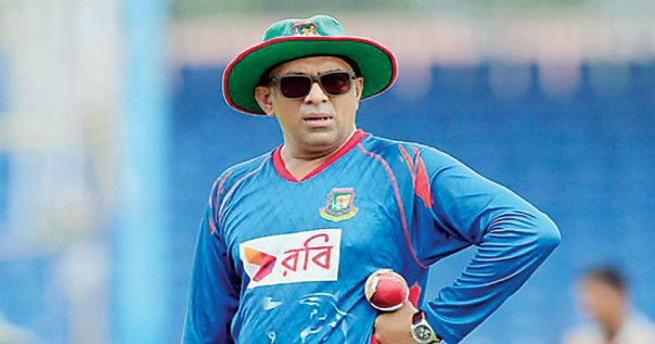 আসছেন হেড কোচ হাথুরুসিংহে