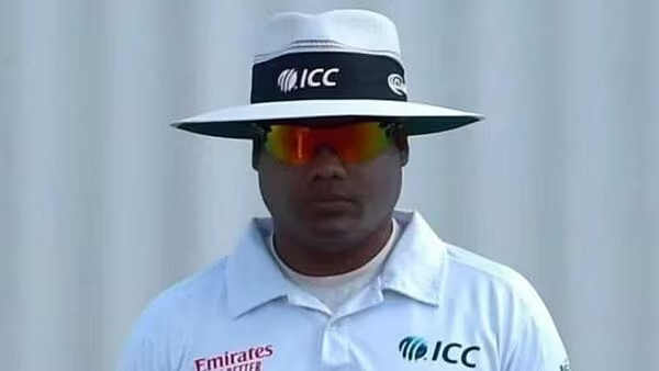 রোহিতকে বাঁচালেন, কোহলিকে আউট দিলেন