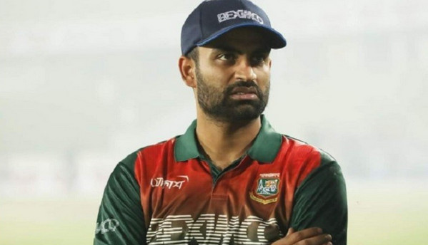 অধিনায়ক হিসাবে তামিমকে কাঠপুতুল বানিয়ে ফেলেছেন বিসিবি