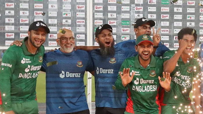 বাংলাদেশের কাছে সিরিজ হার যন্ত্রণার
