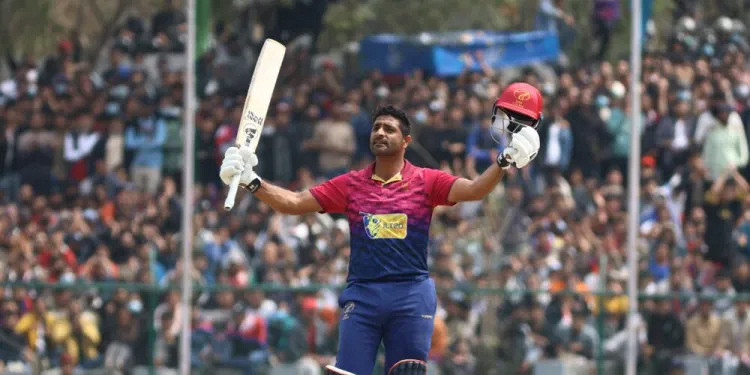 ১৮ বলে ৭৮ রান, ১১ বলে ফিফটি, ওয়ানডে ক্রিকেটে দ্রুততম সেঞ্চুরির বিশ্বরেকর্ড গড়লেন আসিফ