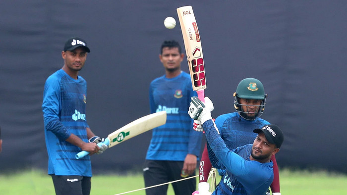 শেষ হলো টস