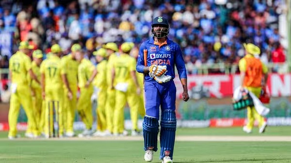 লজ্জা, লজ্জা, অস্ট্রেলিয়াকে অল্প রানের টার্গেট দিল ভারত