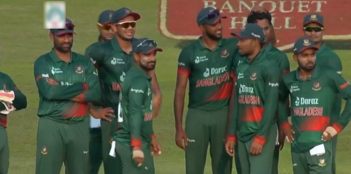 পেসারদের ইতিহাস গড়া বোলিংয়ে বাংলাদেশকে সামান্য রানের টার্গেট দিল আয়ারল্যান্ড