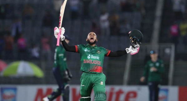 দ্রুততম সেঞ্চুরি করার পথে সাকিবকে যেভাবে উস্কে দিলেন মুশফিক