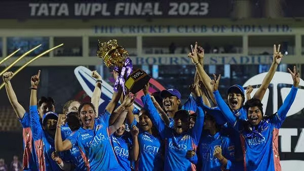 শেষ হলো মুম্বই ইন্ডিয়ান্স বনাম দিল্লি ক্যাপিটালসের মধ্যকার ফাইনাল ম্যাচ, দেখেনিন ফলাফল