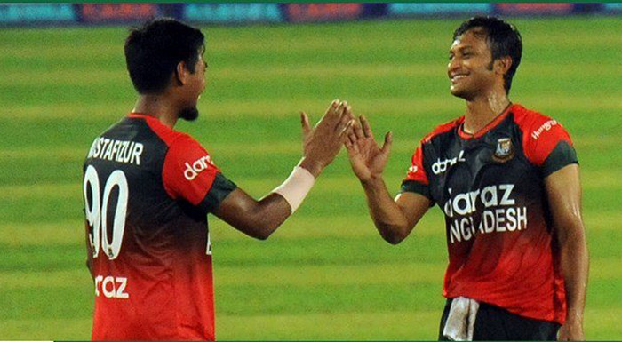 টি-২০ র‌্যাংকিংয়ে চমক দেখালেন আফগানিস্তানের তিন বোলার, দেখেনিন সাকিব, মুস্তাফিজের অবস্থান