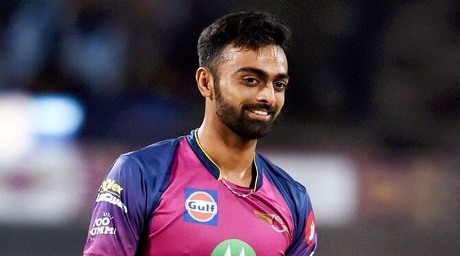 মাঠে নেমেই আইপিএলে নতুন রেকর্ড গড়লেন জয়দেব উনাদকাট