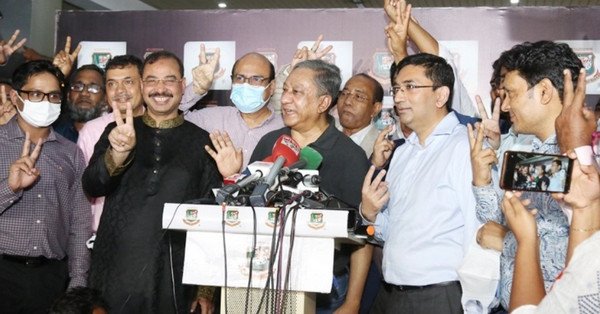 বিসিবির অপরিপক্কতার ভয়াল জালে দেশের ক্রিকেট সিস্টেম