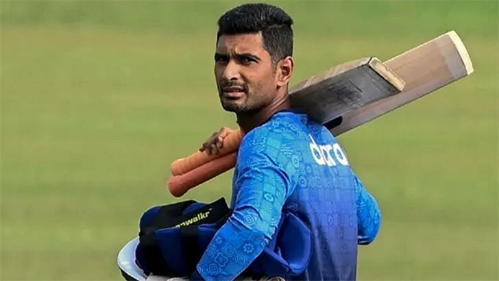 সংকটে মাহমুদউল্লাহ রিয়াদের ক্যারিয়ার, কবে ফিরবেন জানে না কেও