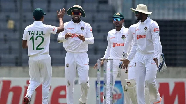 ৩ বলেই উইকেট তুলে নিল বাংলাদেশ, দেখেনিন সর্বশেষ স্কোর