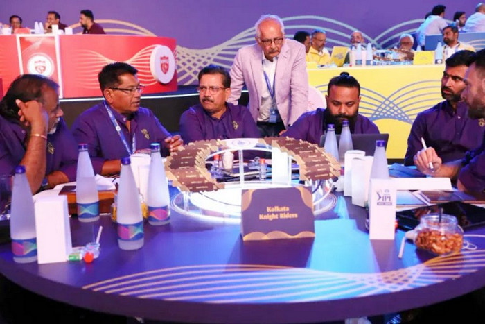 ৫ ক্রিকেটার আইপিএল নিলামে ঝড় তুললেও খেলার সুযোগ পাচ্ছেন না