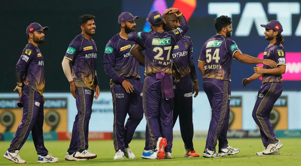 চমক দিয়ে চেন্নাইয়ের বিপক্ষে শক্তিশালী একাদশ ঘোষণা করল কলকাতা